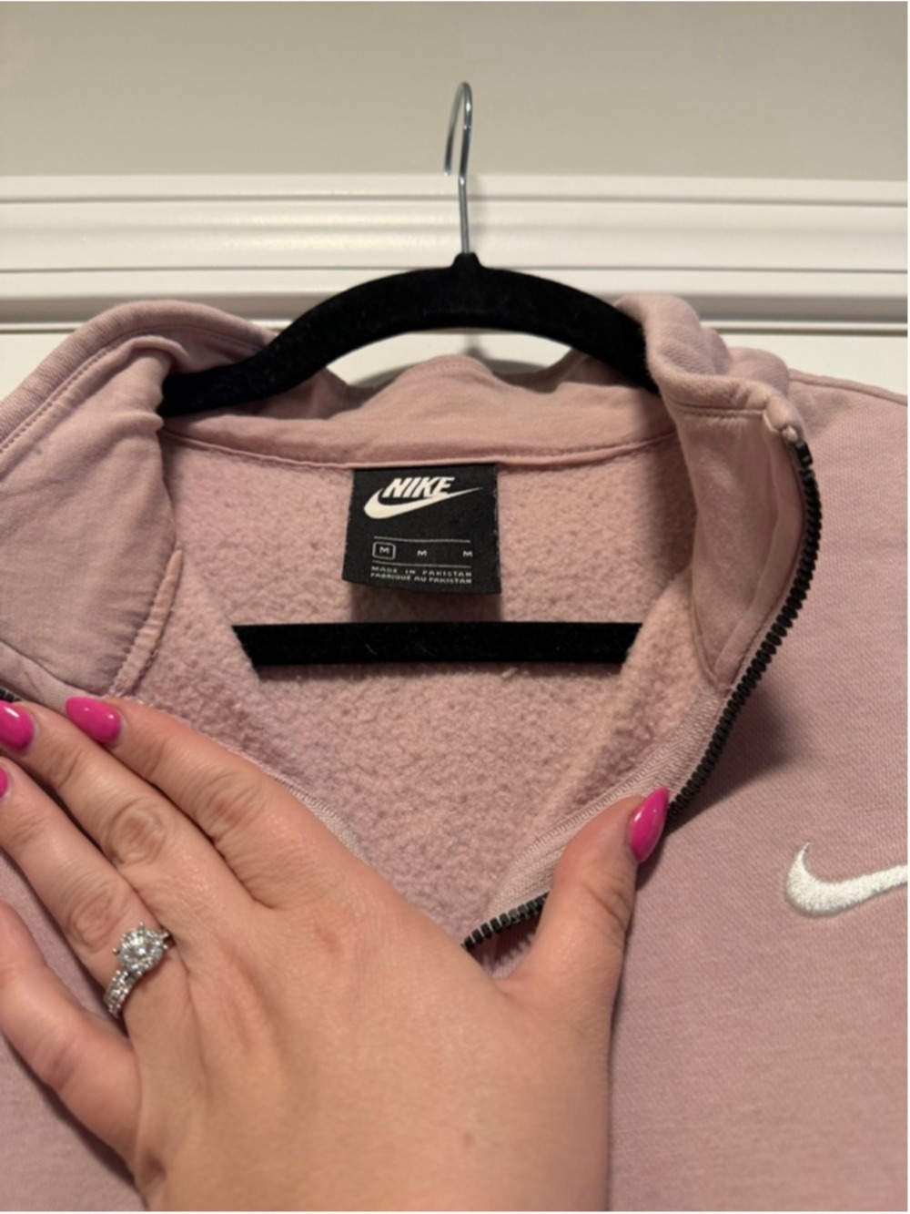 Nike Women’s Pink Mauve Quarter Zip Pullover - Size Medium - Picture 9 of 10